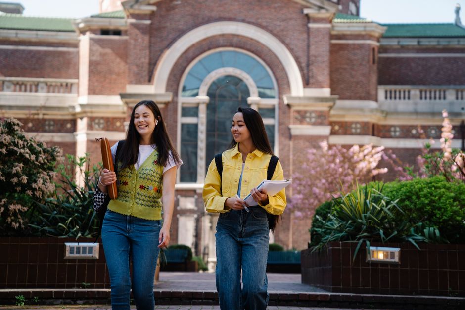 斯威本科技大学（Swinburne University of Technology）教师硕士申请指南：雅思7起、VIT认证怎么达标