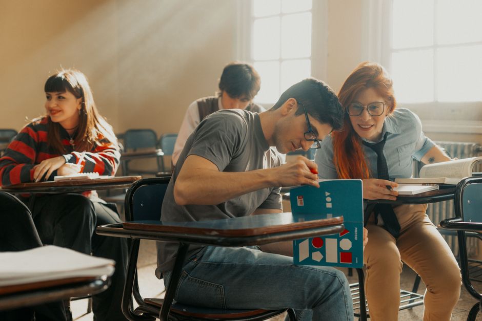 Hurstville Public School（Hurstville）国际学生入学：2026/2027 开放年级、学区与陪读要求